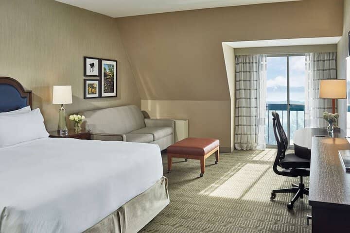 Room 20 of 66